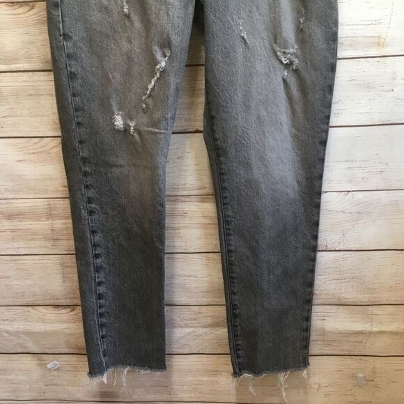 GOOD AMERICAN THE WEEKENDER DISTRESSED‎ JEANS IN DARK GRAY - Picture 3 of 9